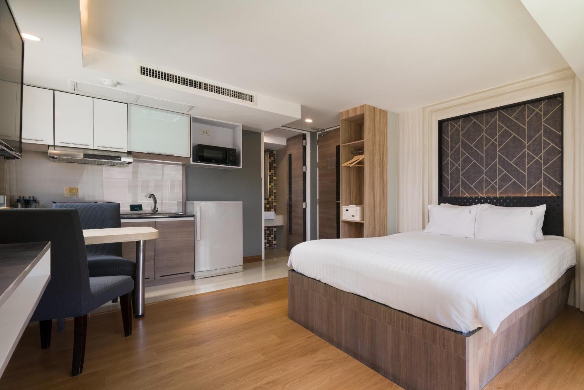 Aspira Suites Sukhumvit 20 Банкок Екстериор снимка